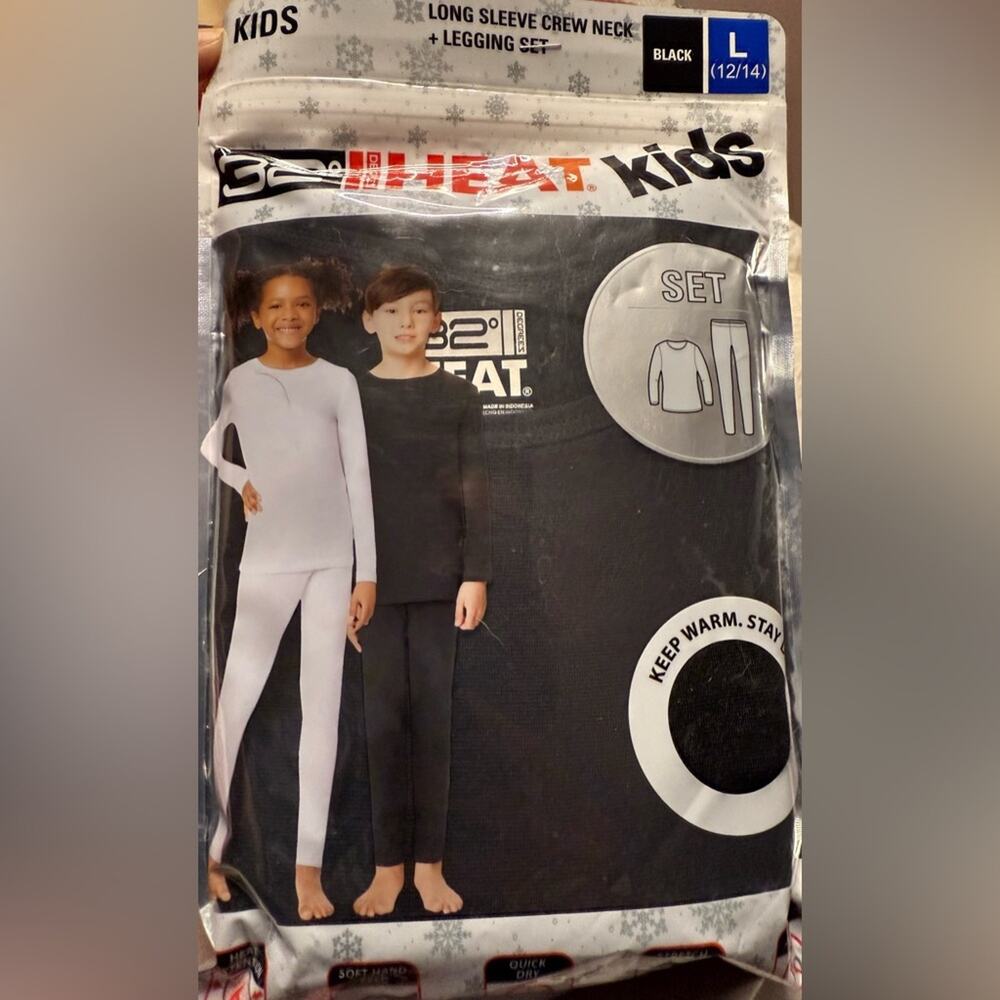 32 Degrees Kids Black Heat Set